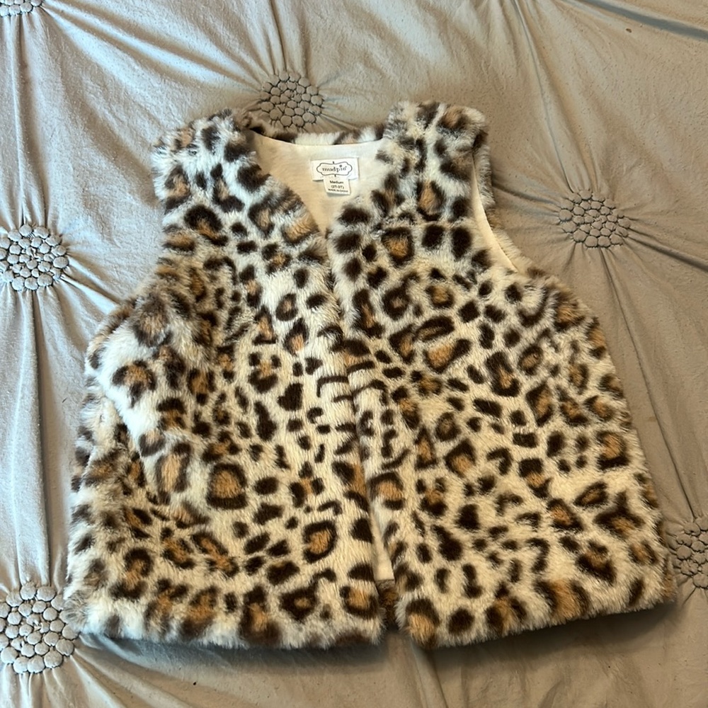 Soft leopard print vest